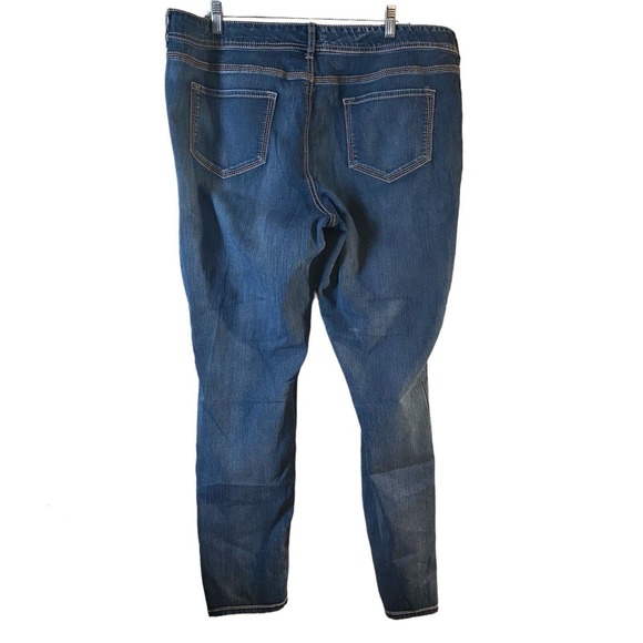 Maurices Jeans Women Size 20 Reg Embroidered Pockets Casual Distressed High Rise - Picture 4 of 13